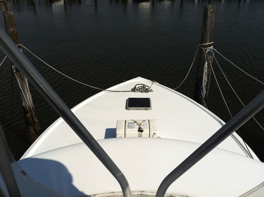 1965 Breuil Enterprise Sportfisherman Bow